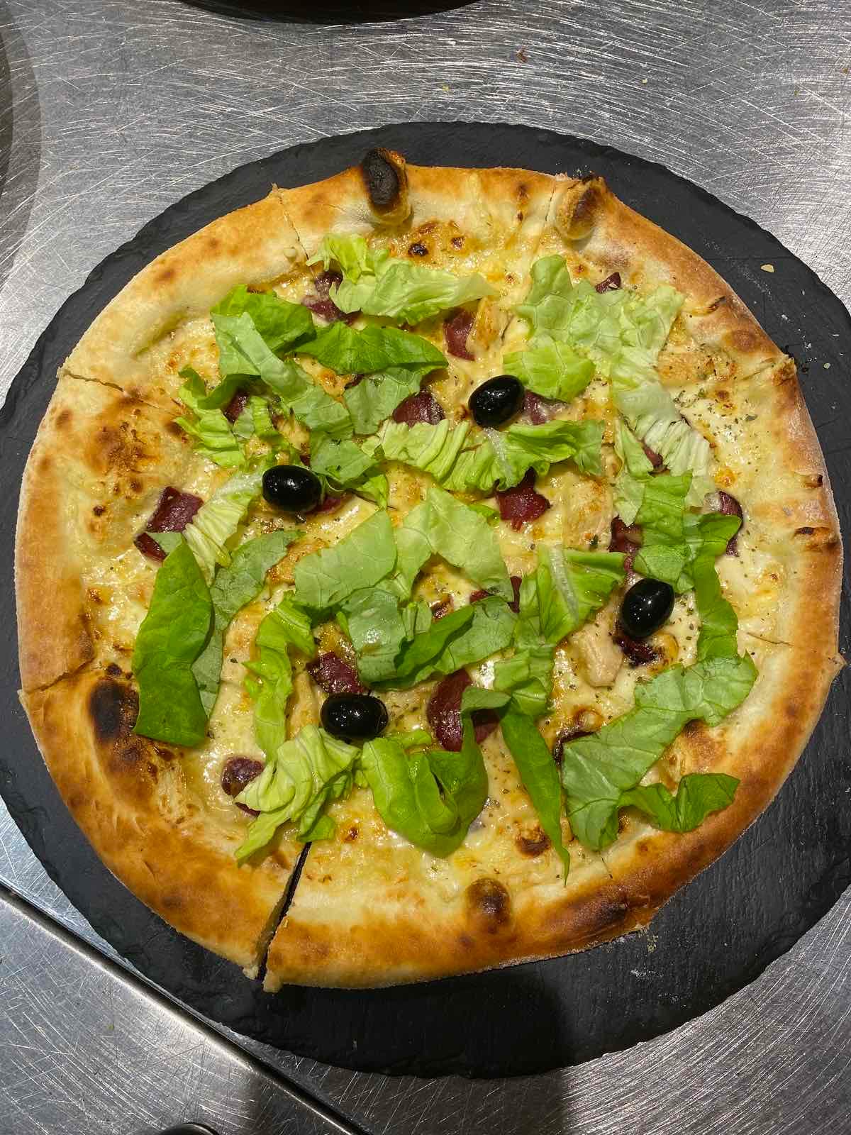 Cezar pizza