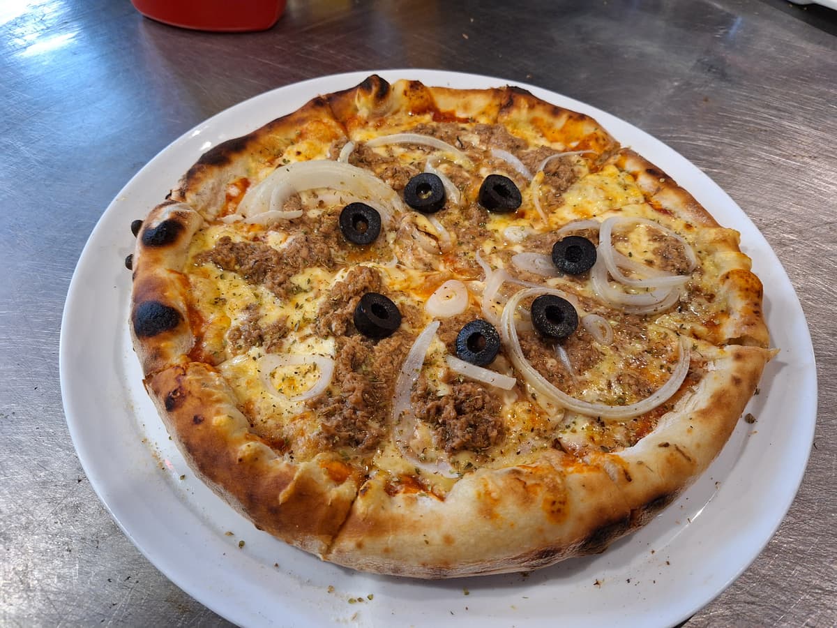 Pizza tuna